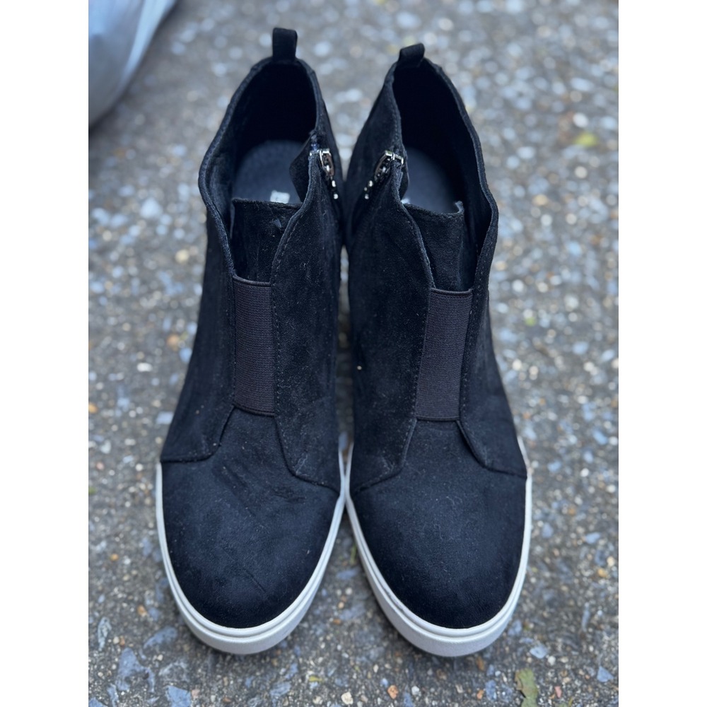 Eva & Zoe Womens Black Faux Suede Hidden Wedge Sneakers Side Zip Booties Size 8